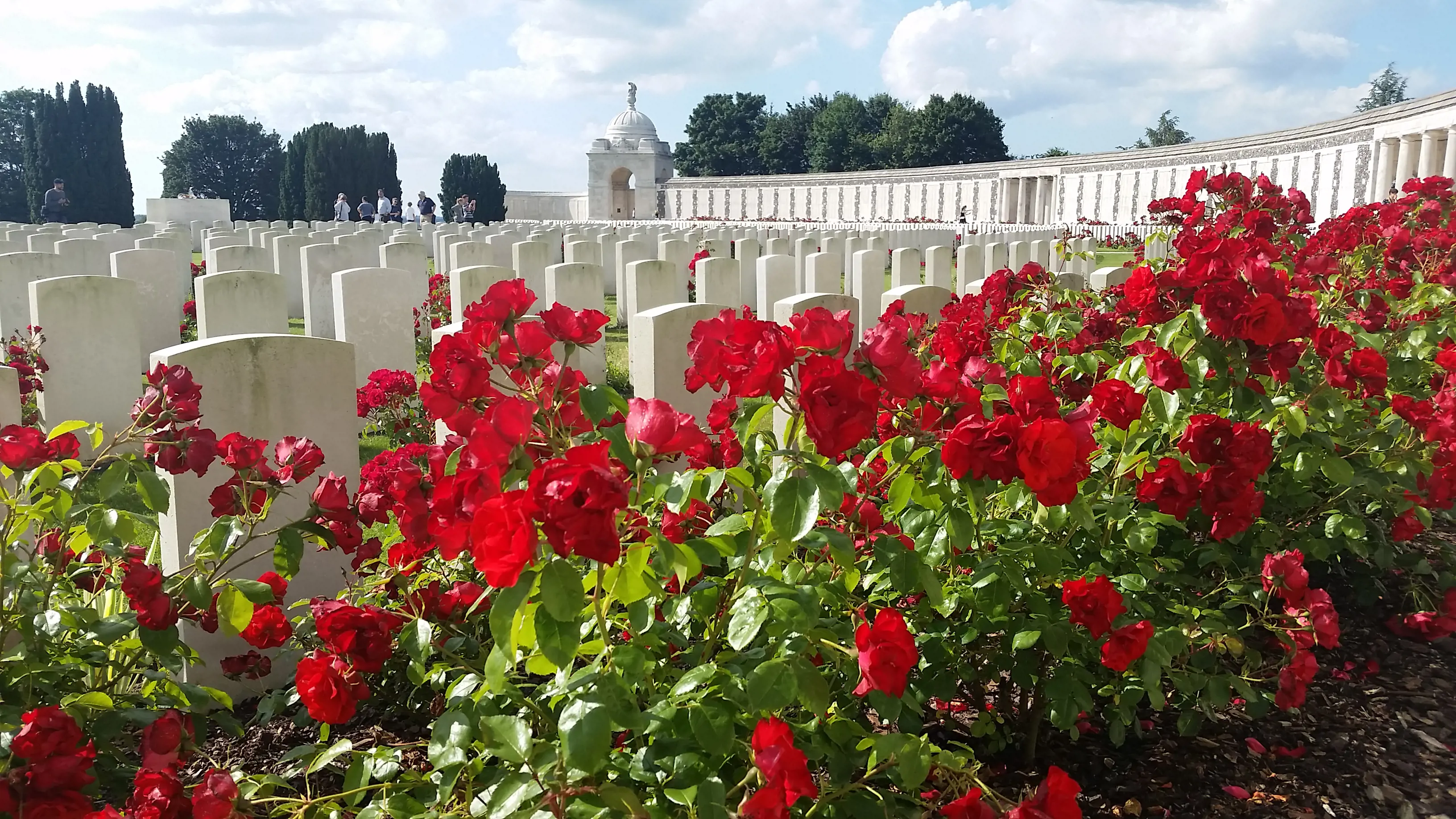Tyne Cot Commonwealth War Graves Commission Cemetery